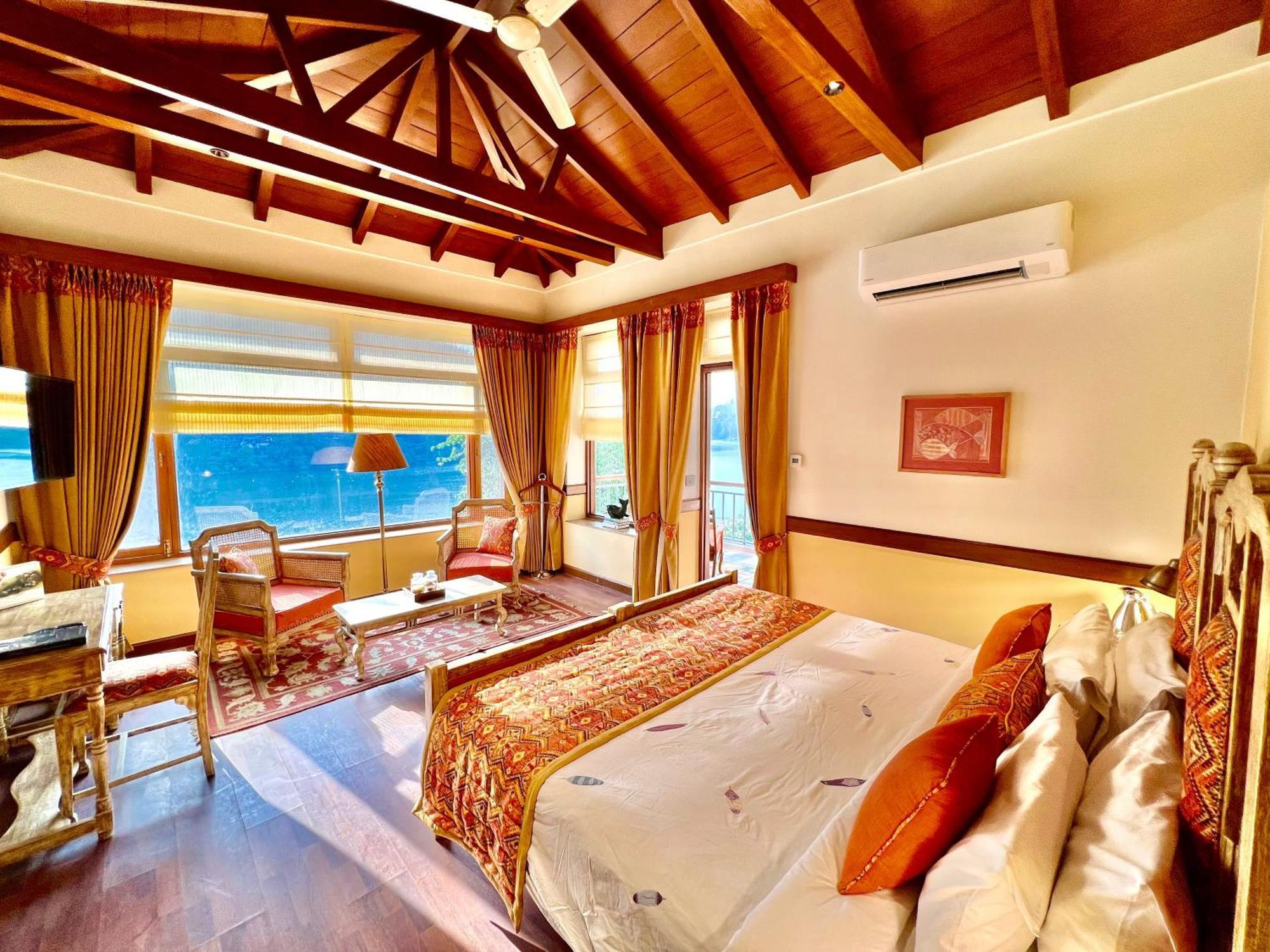 The Fishermen'S Lodge By Leisure Hotels Bhīm Tāl Exteriör bild